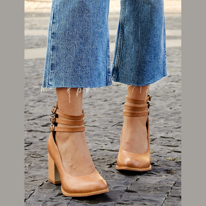 Caa™ | Eleganti sandali lisci con cinturino alla caviglia e tacco spesso per un look sofisticato