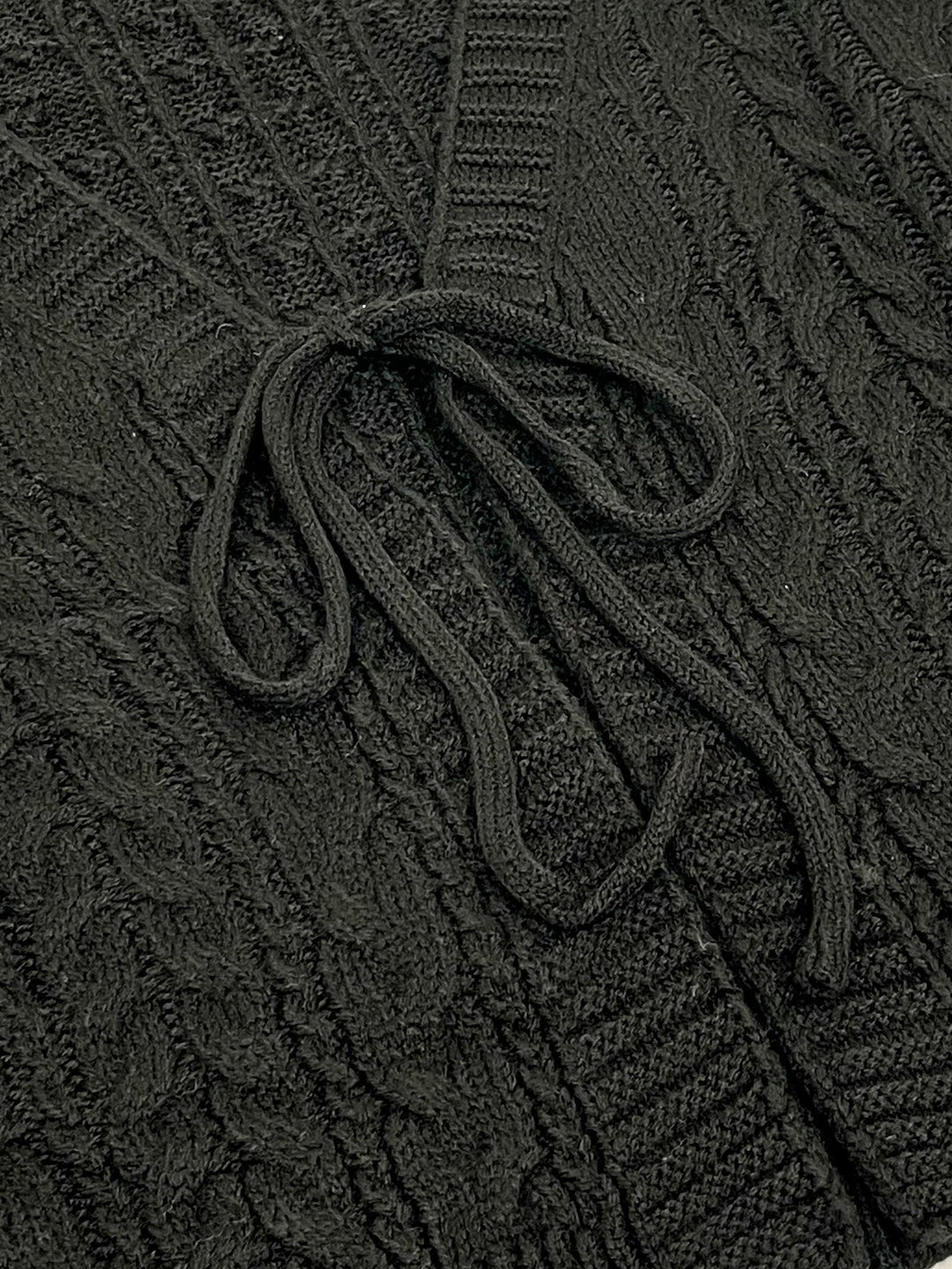 Cardigan corto con nodo